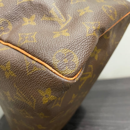 #707 LOUIS VUITTON Speedy 30