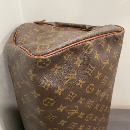 #710 LOUIS VUITTON Speedy 40