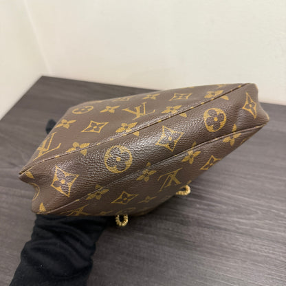 #1012 LOUIS VUITTON Monogram Pochette