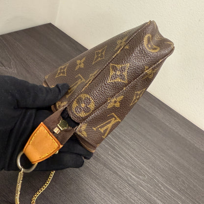 #1016 LOUIS VUITTON Monogram Pochette (TOP PICK!)