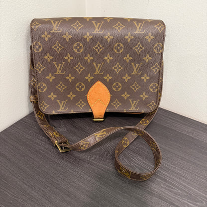 #1022 LOUIS VUITTON Cartouchiere