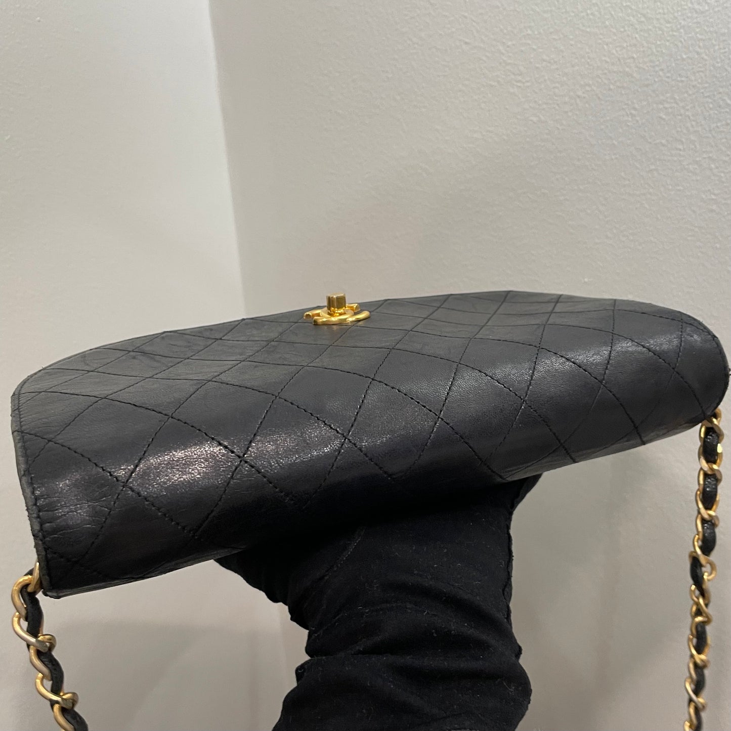 #716 CHANEL Classic Double Flap Quilted Lambskin Leather Shoulder Bag (24 kt gold-plated hardware)