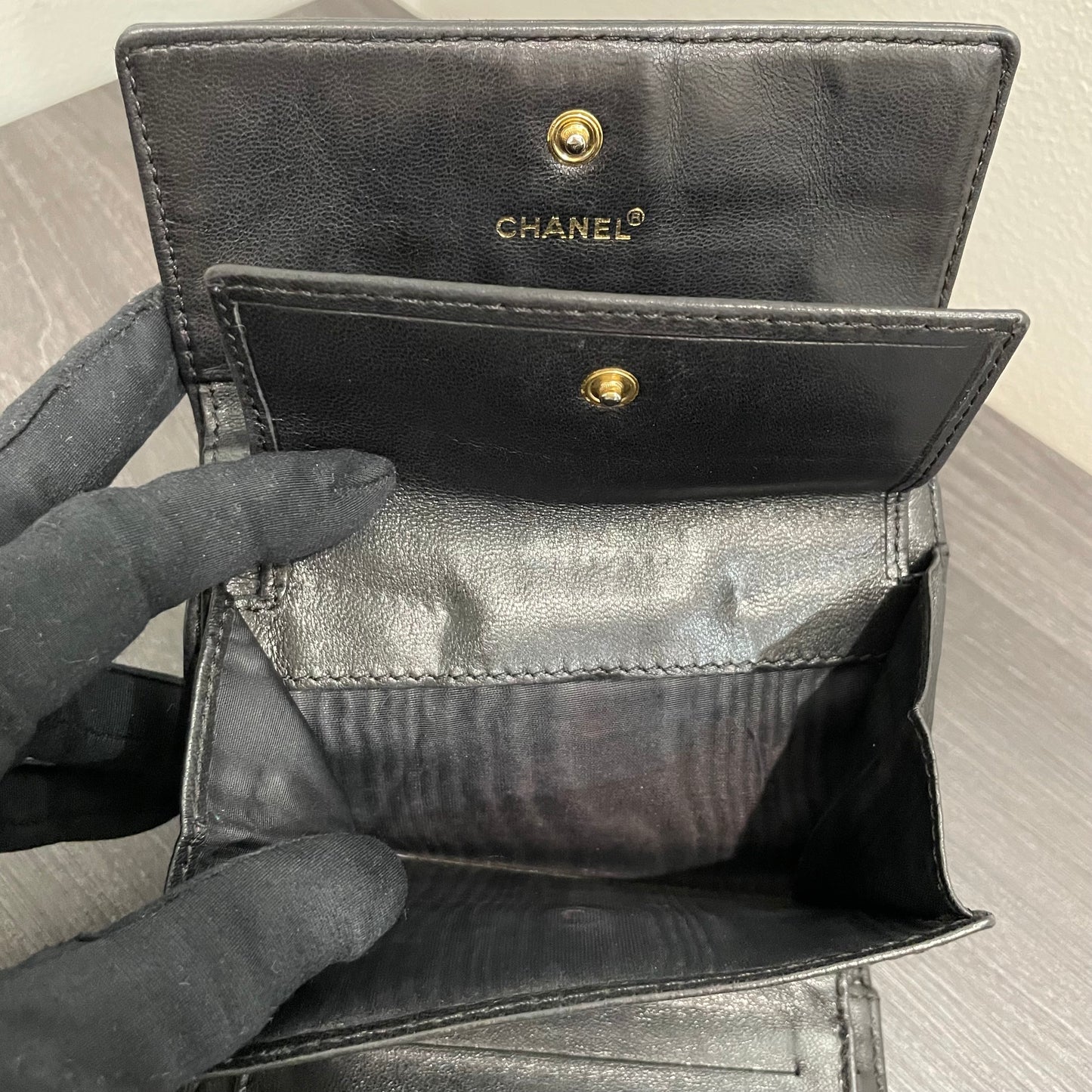 #101 CHANEL Black Leather Chocolate Bar Quilted Trifold Wallet