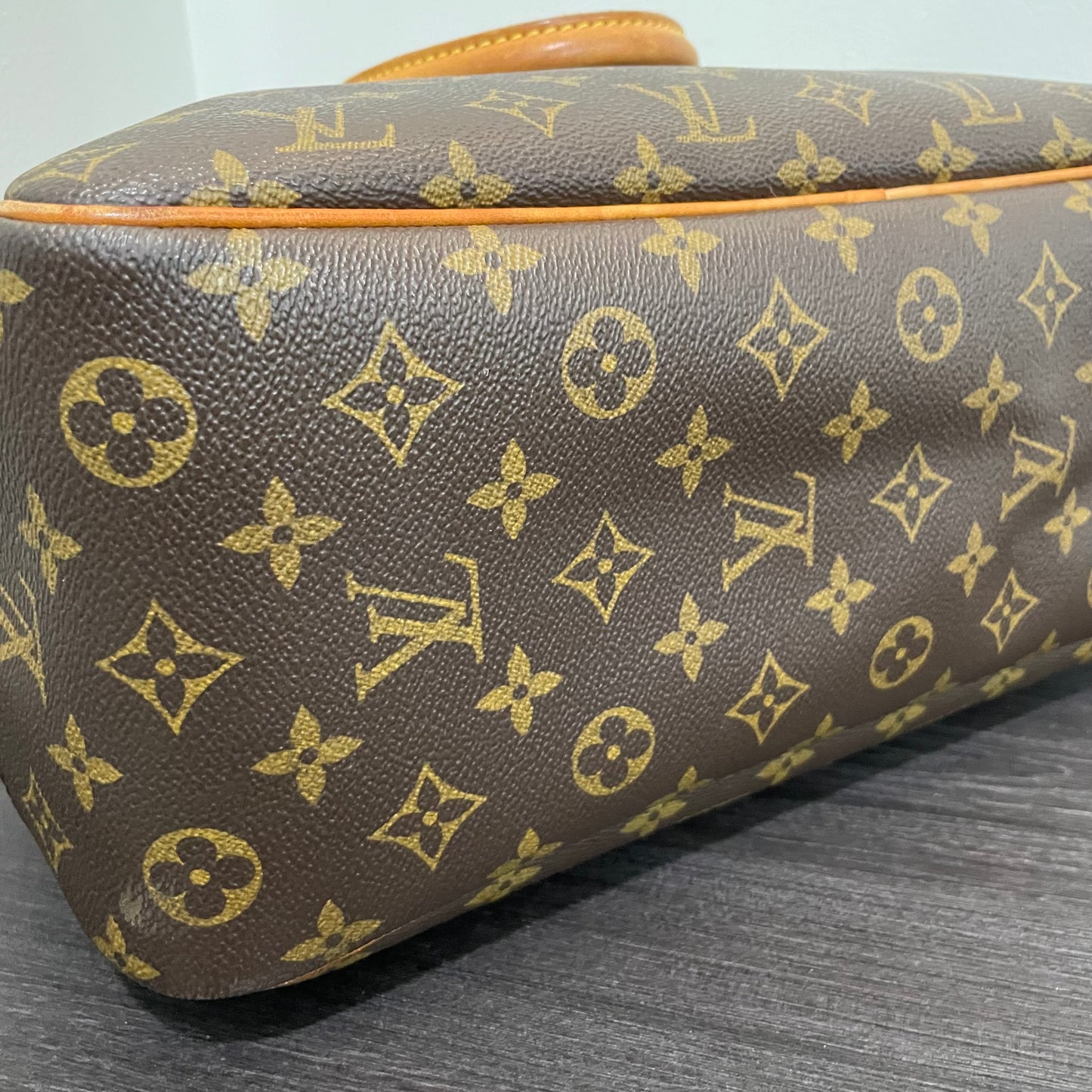 SOLD! Louis Vuitton Monogram Deauville with Lock & Key