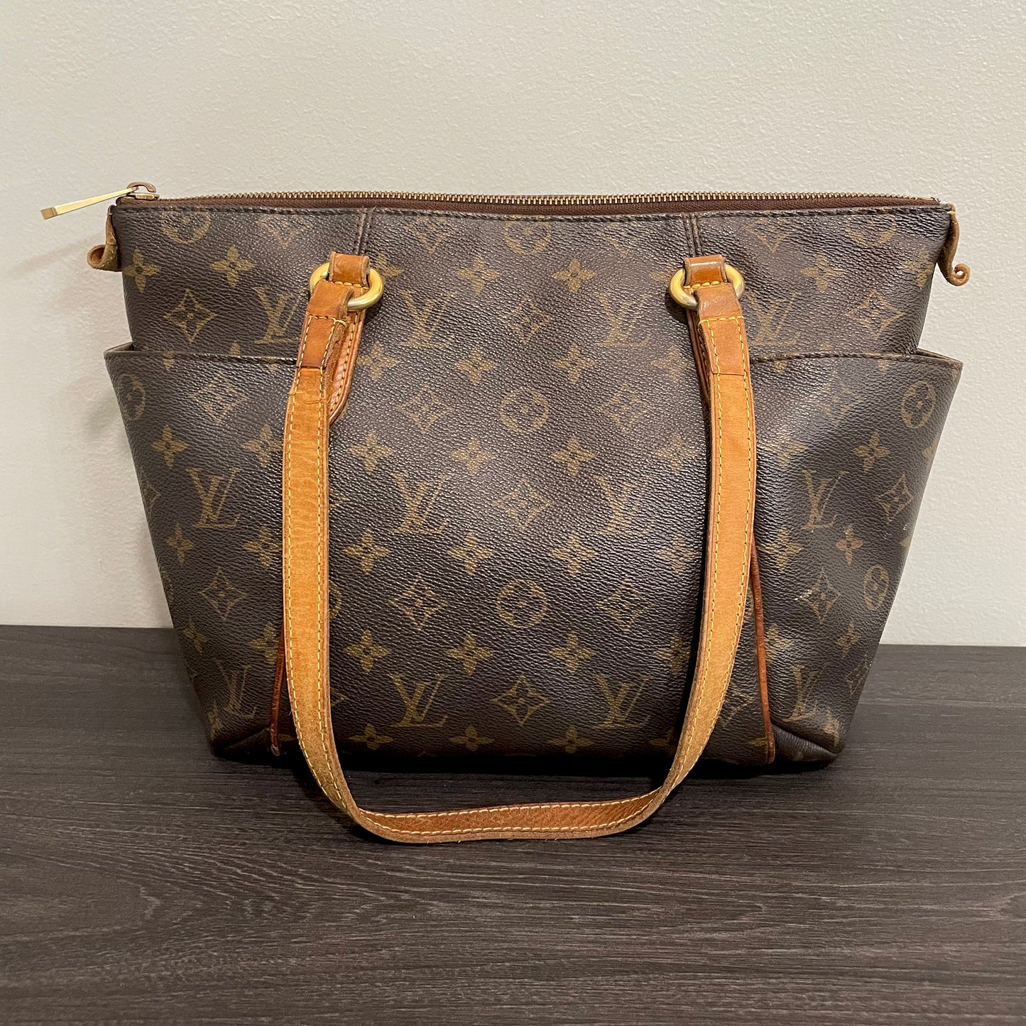 SOLD! Louis Vuitton Monogram Totally PM