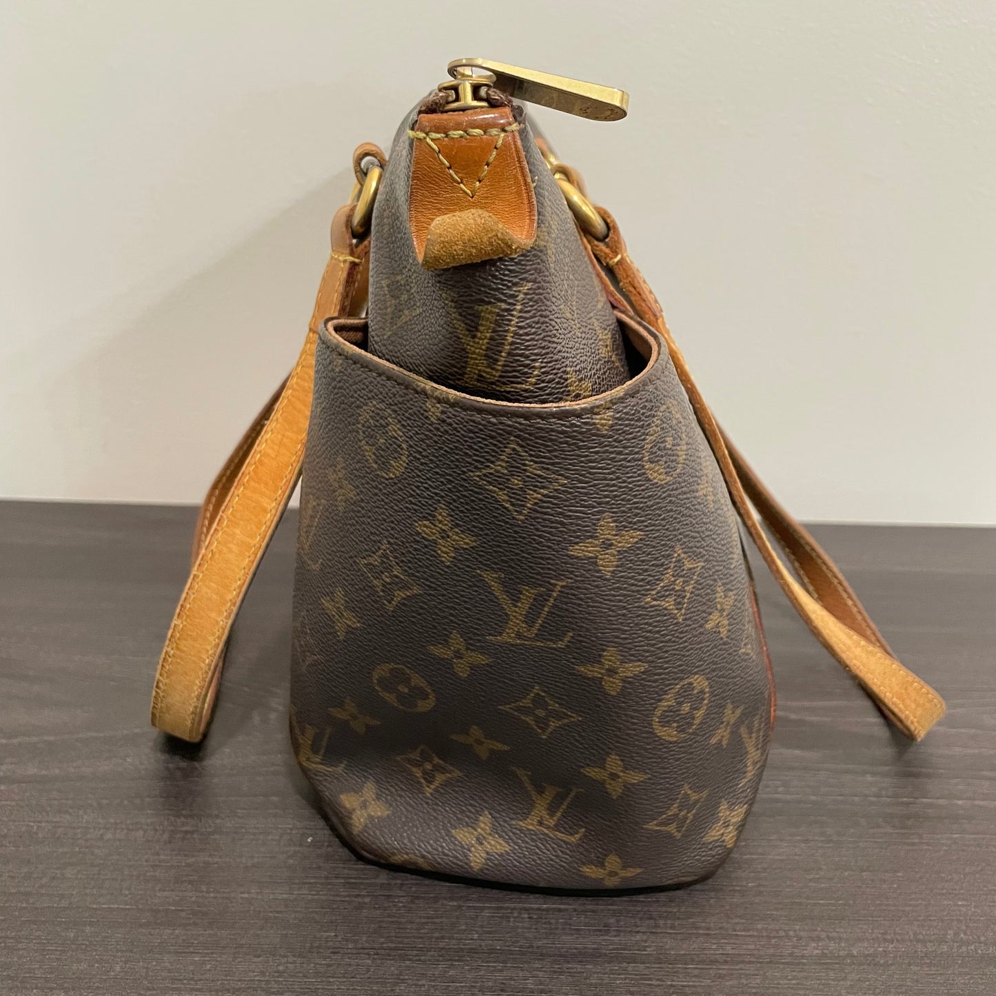 SOLD! Louis Vuitton Monogram Totally PM