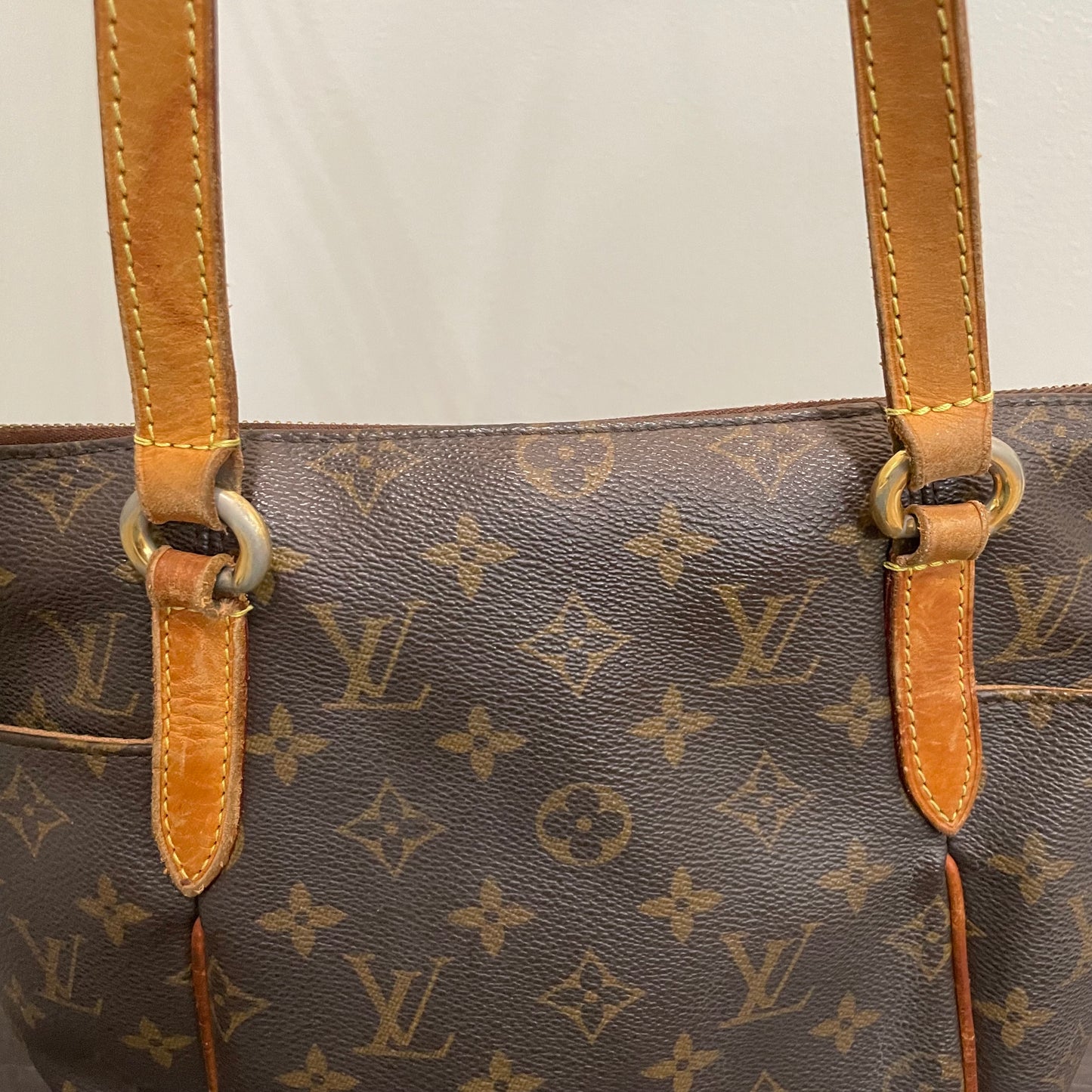 SOLD! Louis Vuitton Monogram Totally PM