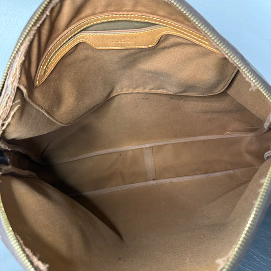 #1058 LOUIS VUITTON Monogram Sac Ballad