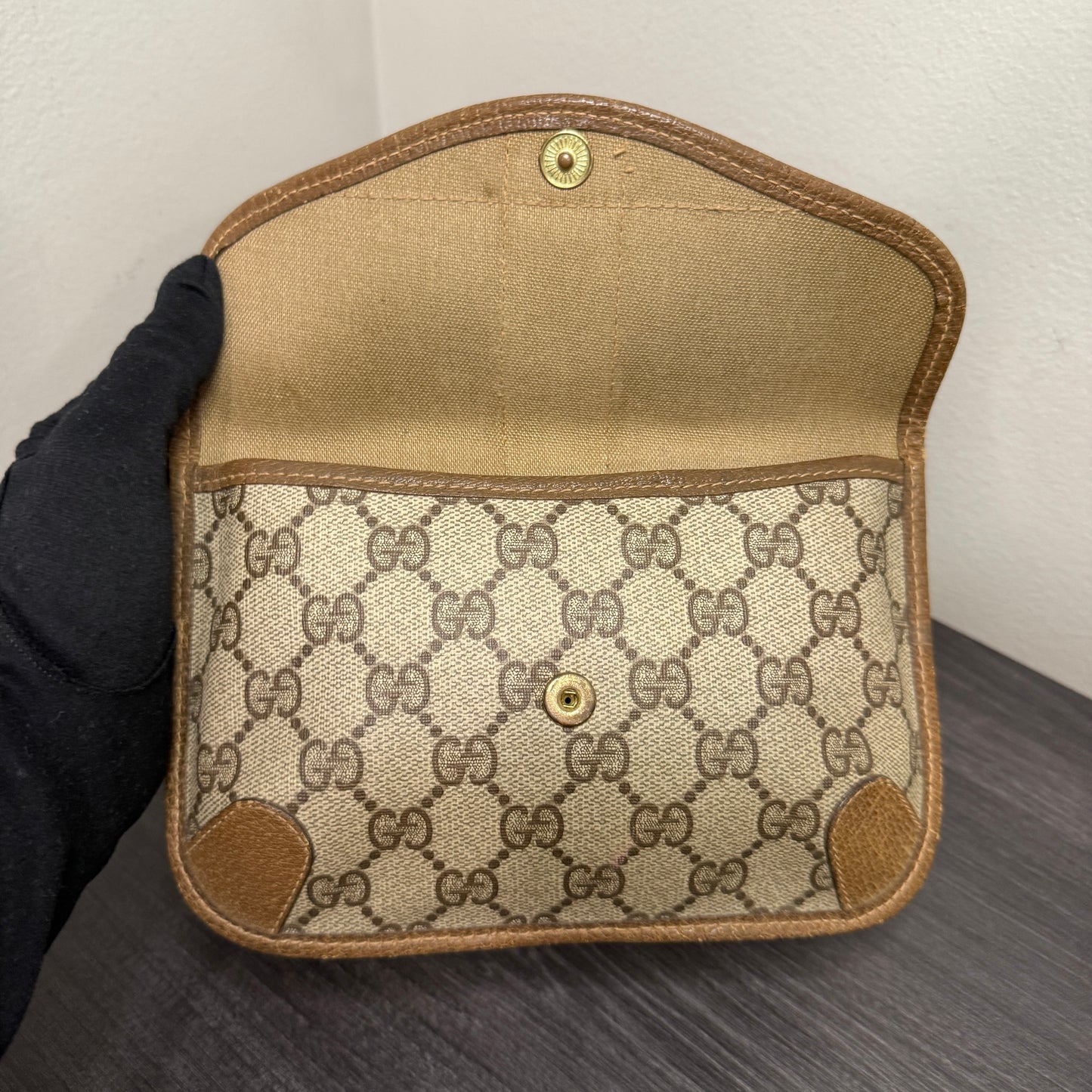 #1060 GUCCI GG Coated Canvas Pouch (TOP PICK!)
