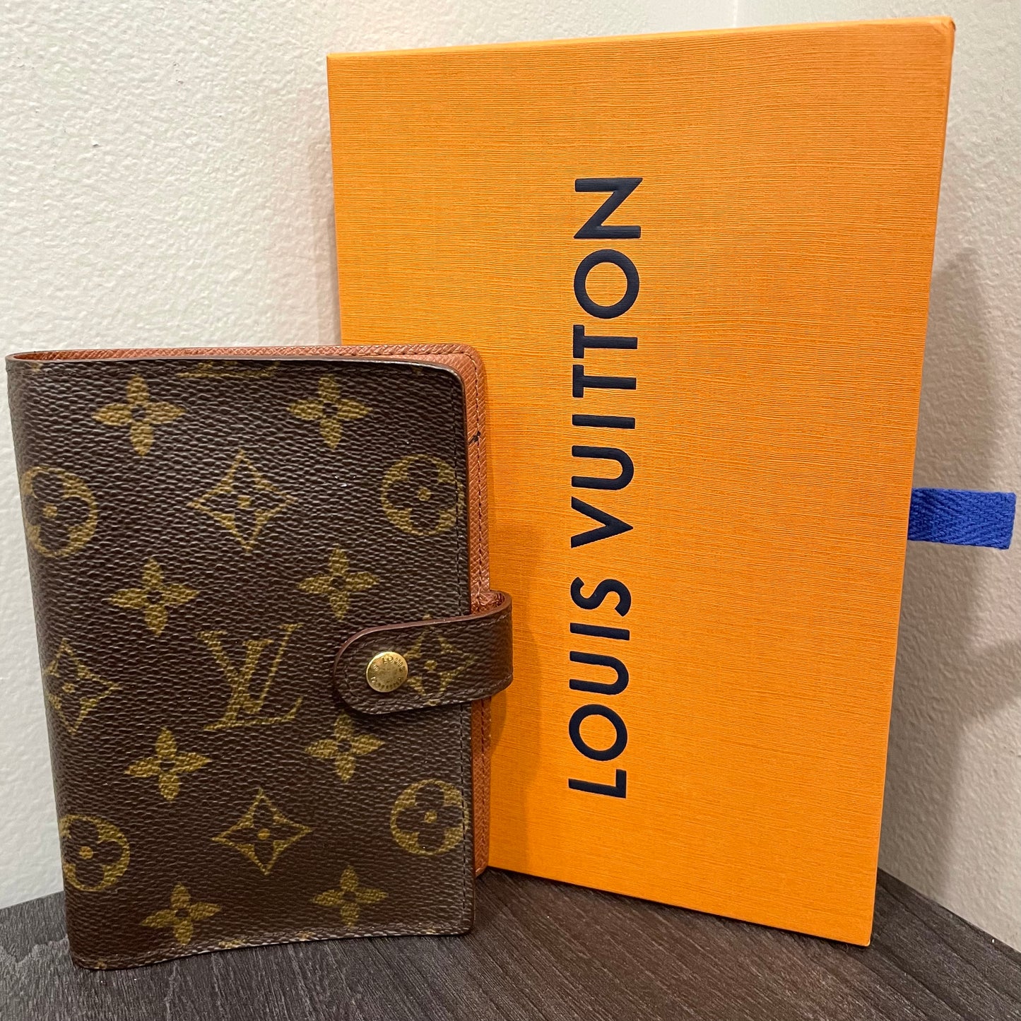 CLEARANCE #132 LOUIS VUITTON Monogram Agenda PM & Box