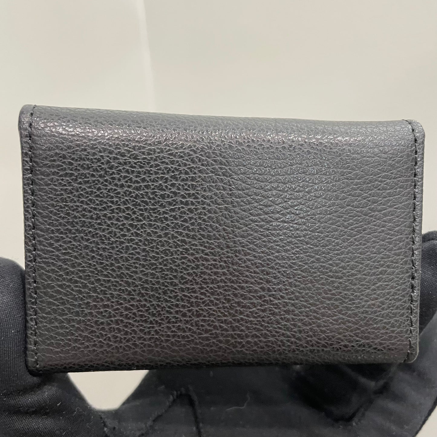 #139 BURBERRY Black Leather Key Case