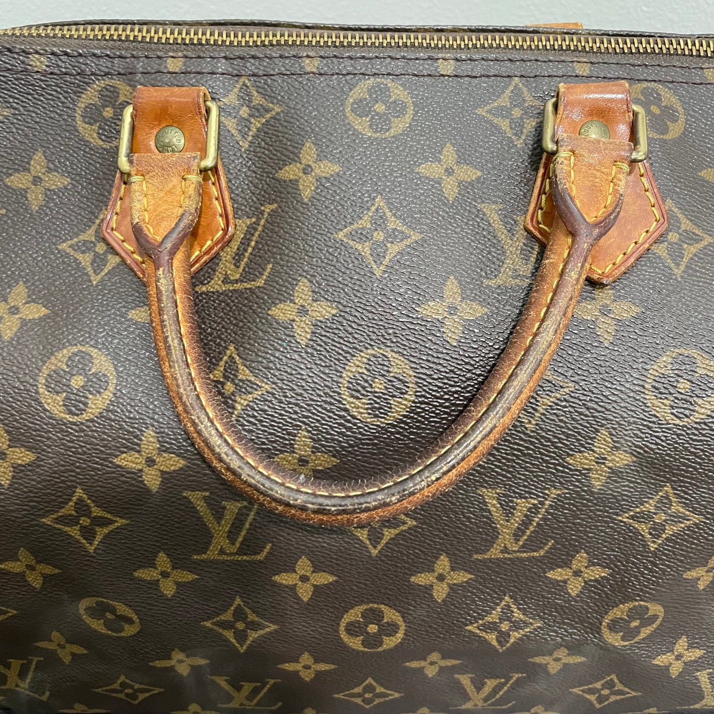 SOLD! Louis Vuitton Monogram Speedy 30