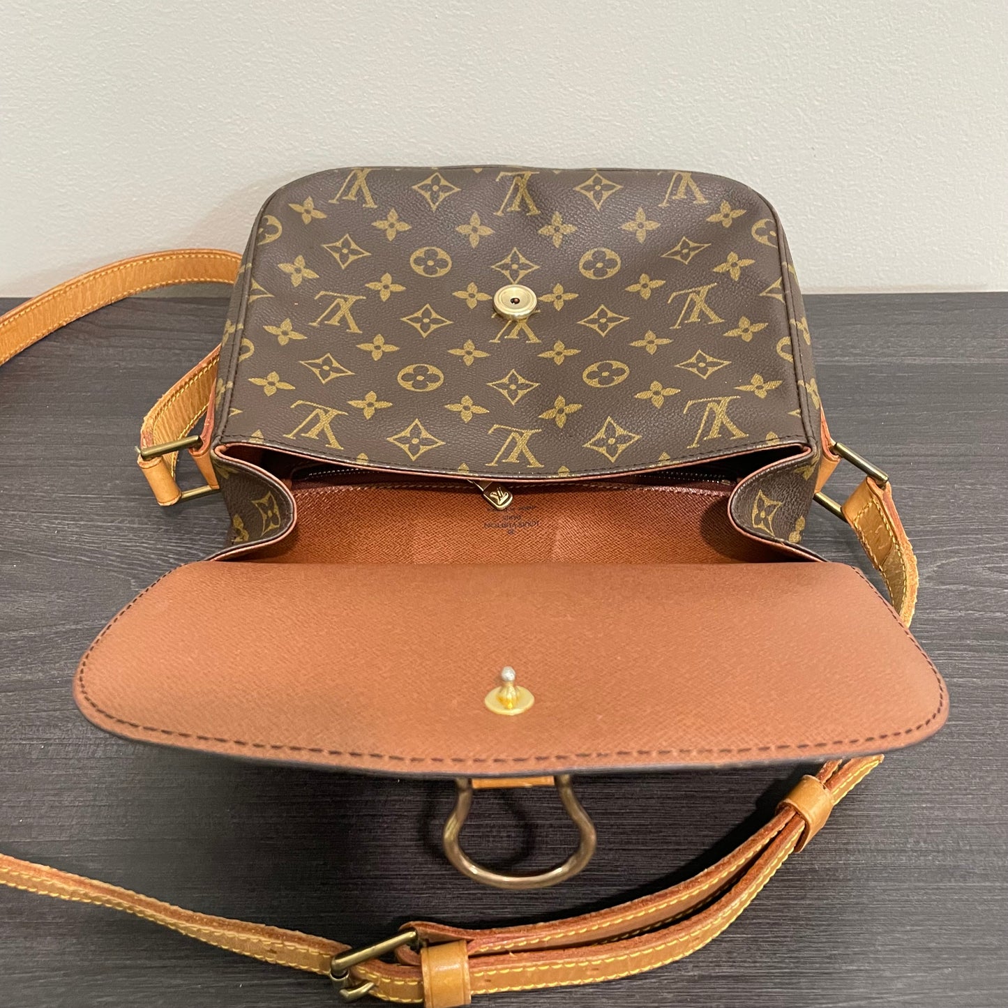 SOLD! Louis Vuitton Monogram Saint Cloud GM