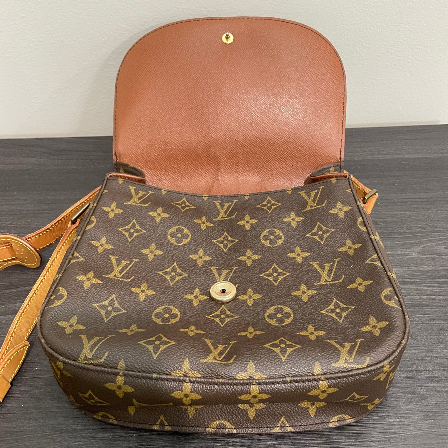 SOLD! Louis Vuitton Monogram Saint Cloud GM