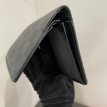 #165 LOUIS VUITTON Damier Graphite Long Flap Wallet