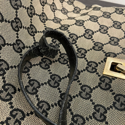 #866 GUCCI Black GG Canvas Shoulder Bag