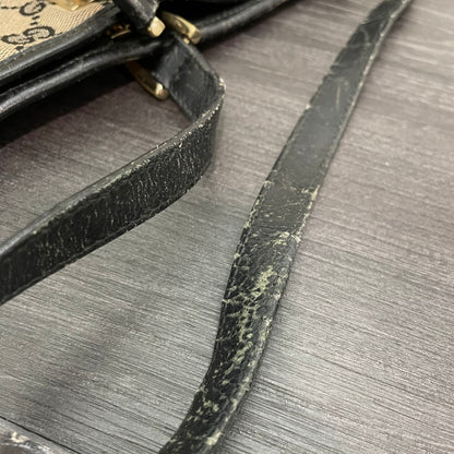#866 GUCCI Black GG Canvas Shoulder Bag
