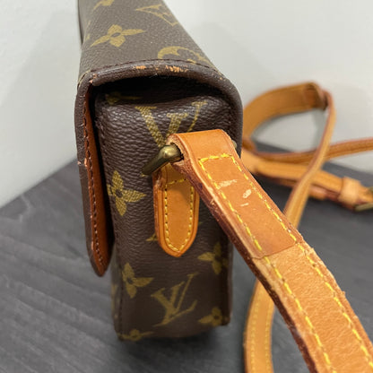 SOLD! Louis Vuitton Monogram Saint Cloud PM