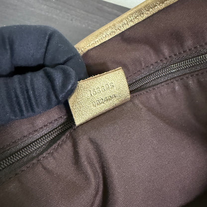 1015-09 GUCCI Gold GG Signature Princy Medium