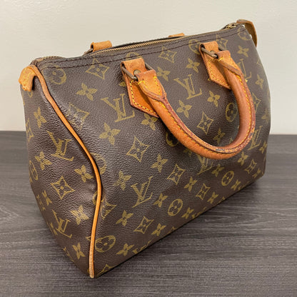 Louis Vuitton Monogram Speedy 25