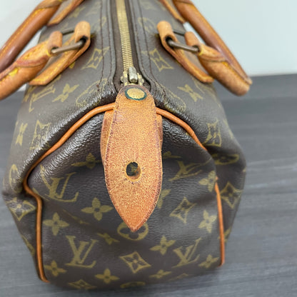 Louis Vuitton Monogram Speedy 25