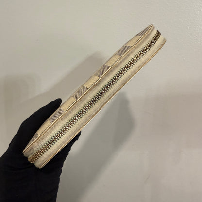 LOUIS VUITTON Damier Azur Zippy Wallet