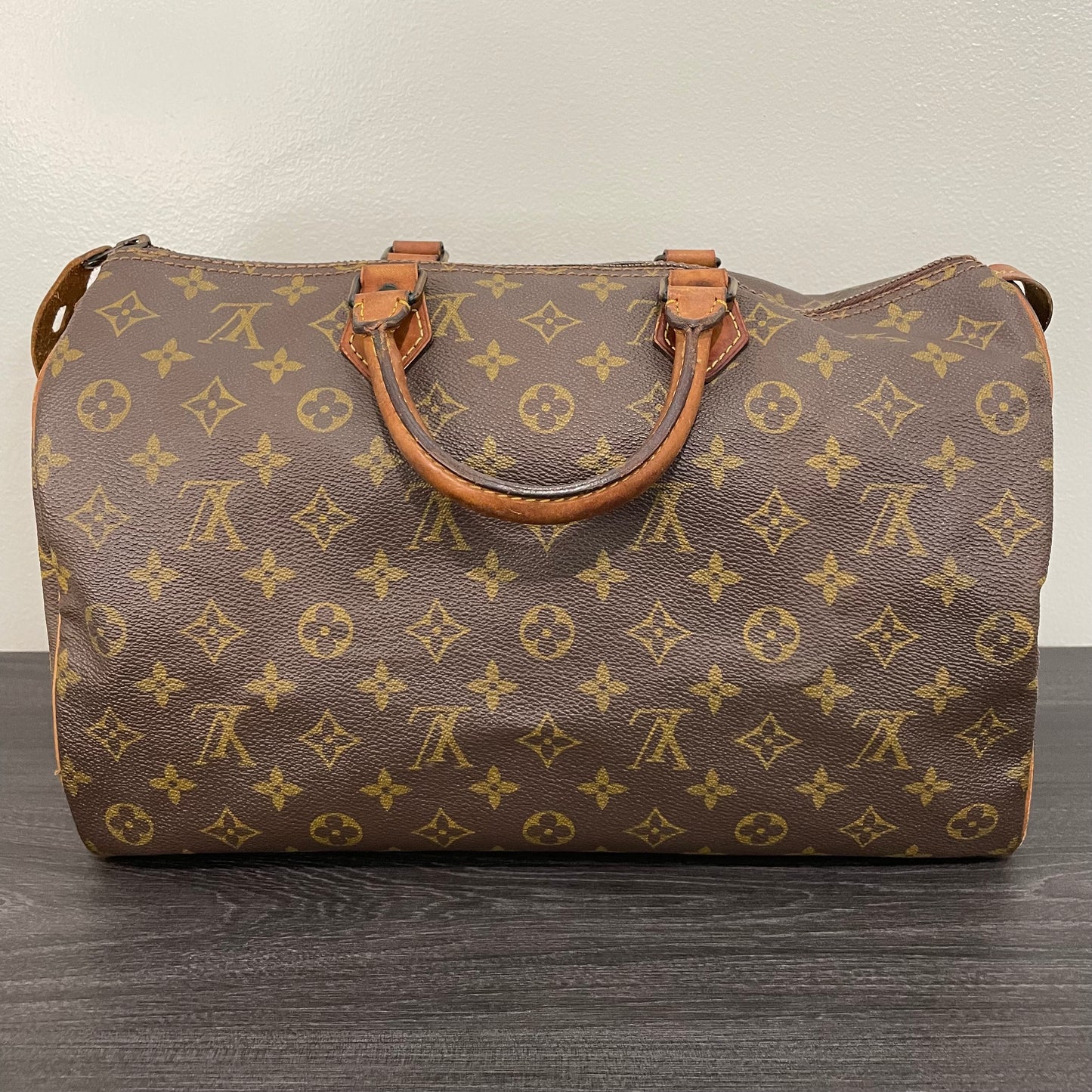 Louis Vuitton Monogram Speedy 40