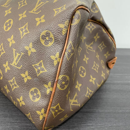 Louis Vuitton Monogram Speedy 40