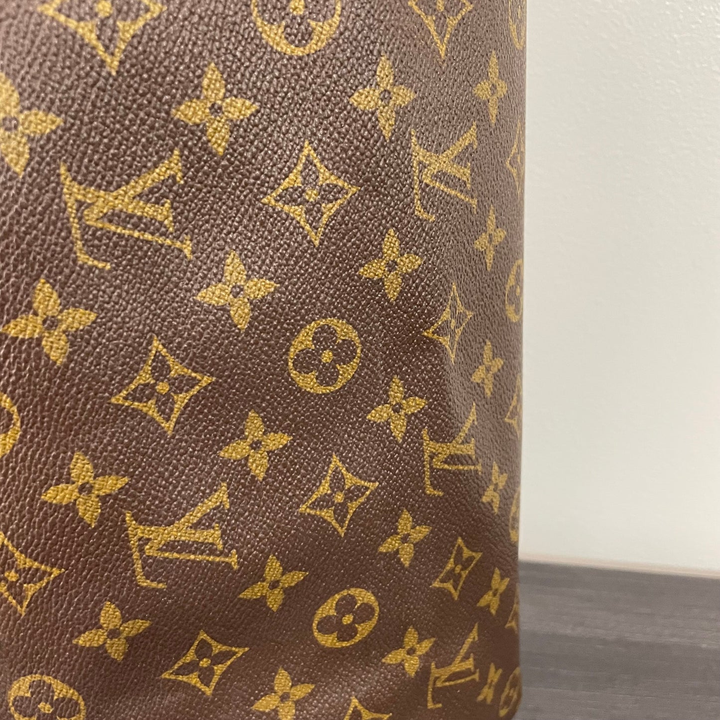 Louis Vuitton Monogram Speedy 40