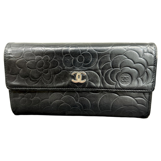 #701 CHANEL Lambskin Camellia Wallet