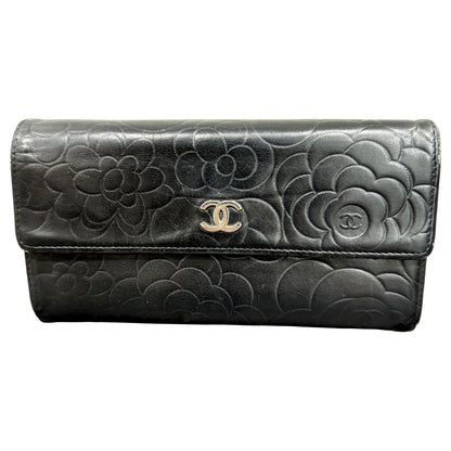 #701 CHANEL Lambskin Camellia Wallet