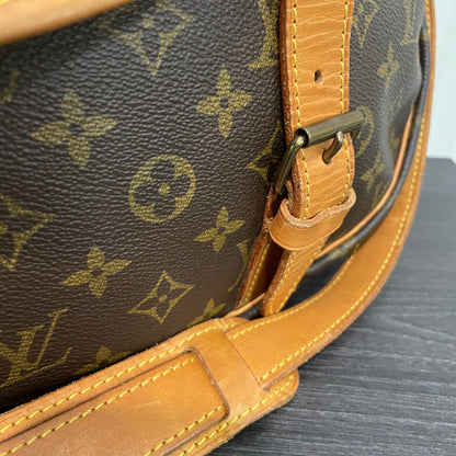 Louis Vuitton Monogram Saumur 43