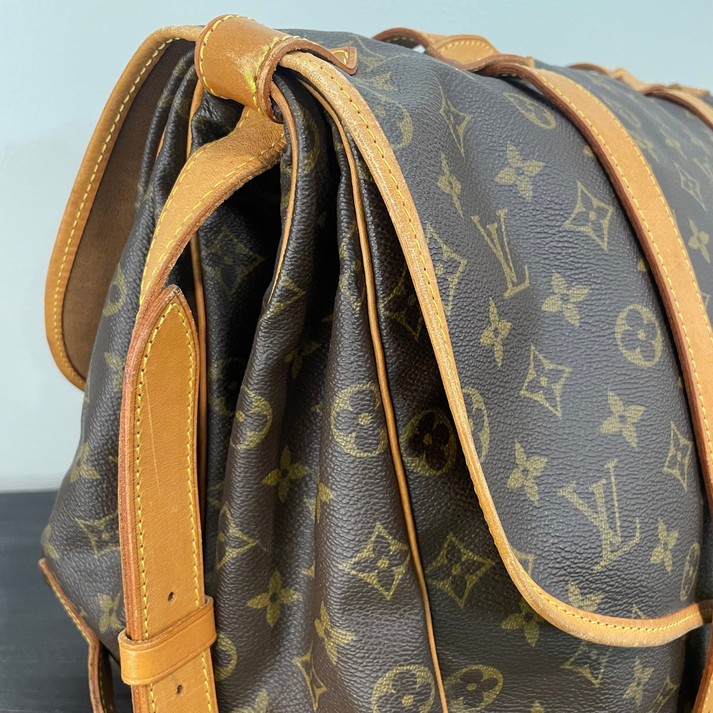 Louis Vuitton Monogram Saumur 43