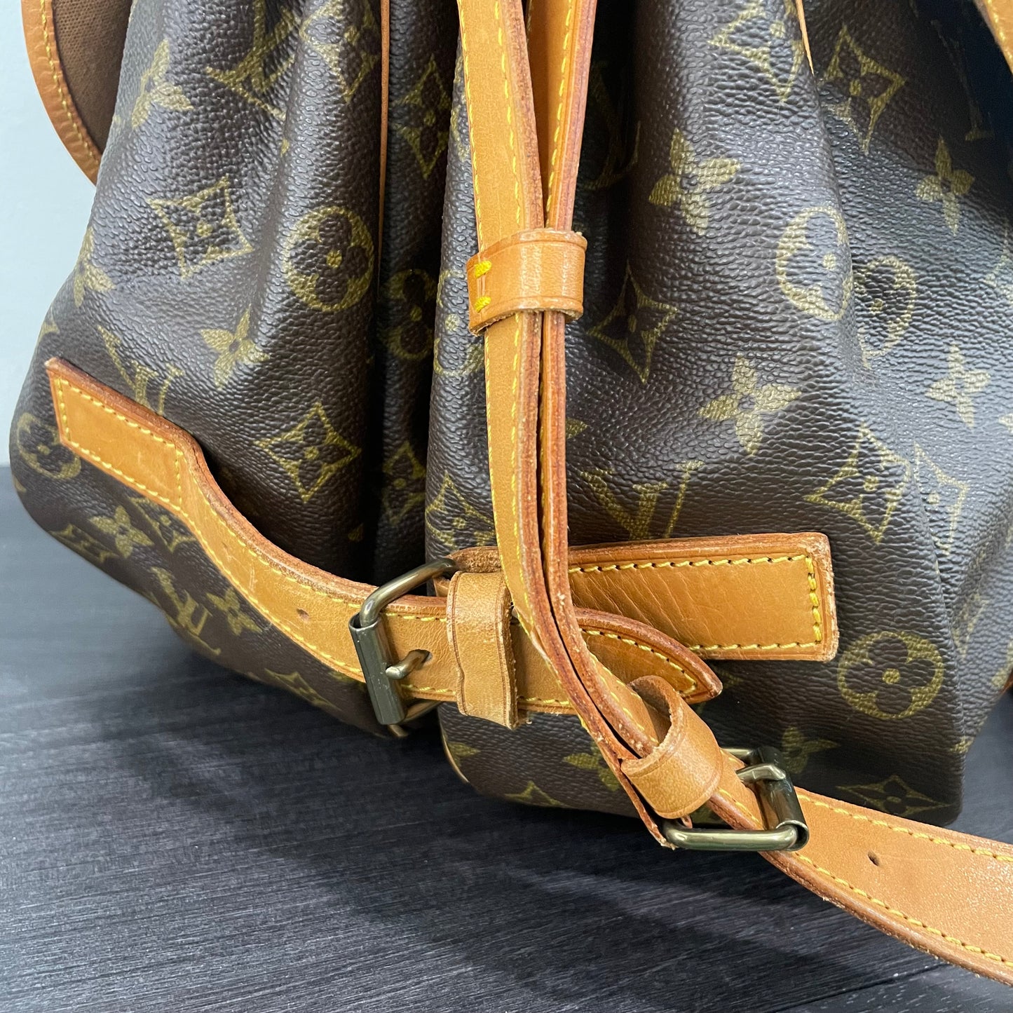 Louis Vuitton Monogram Saumur 43