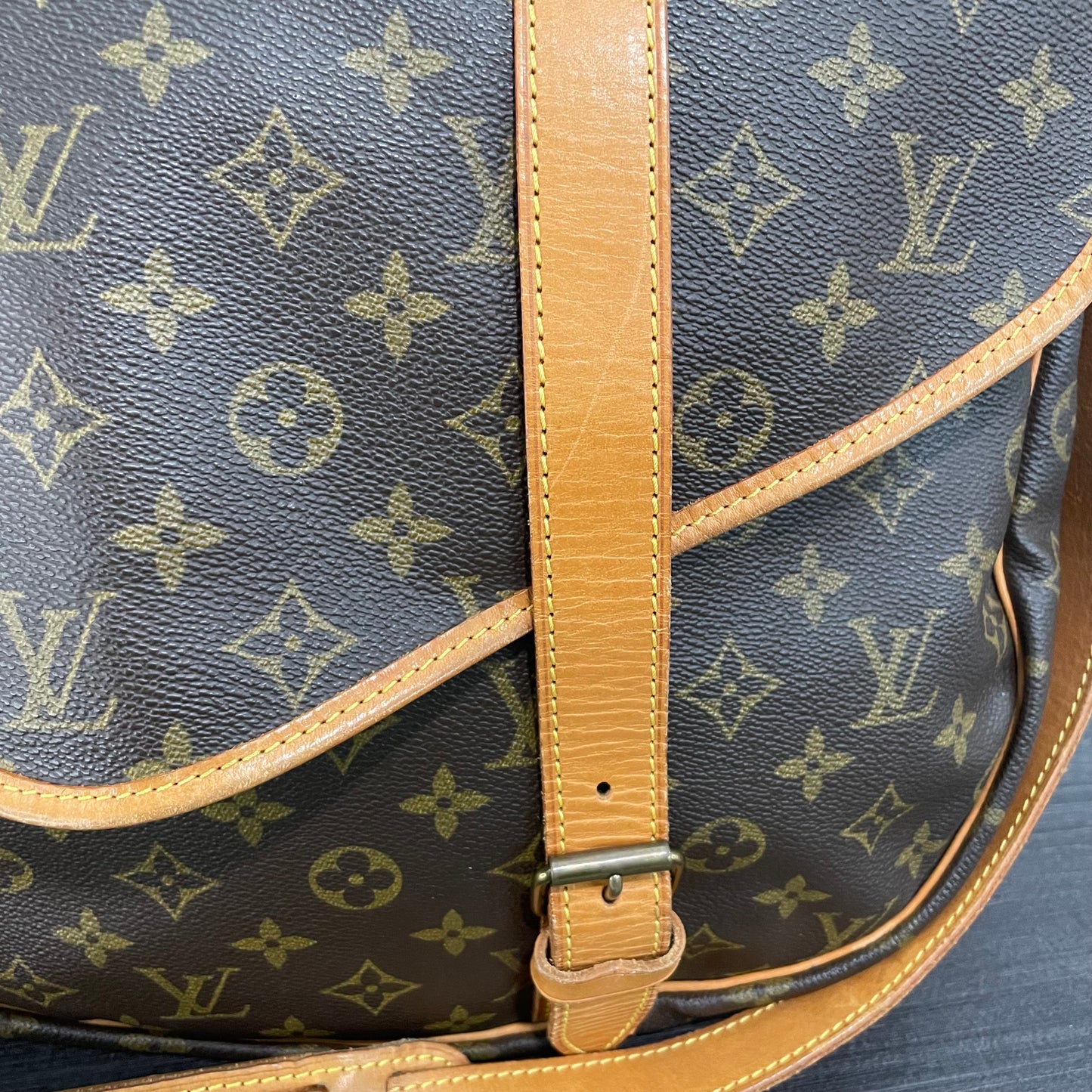 Louis Vuitton Monogram Saumur 43