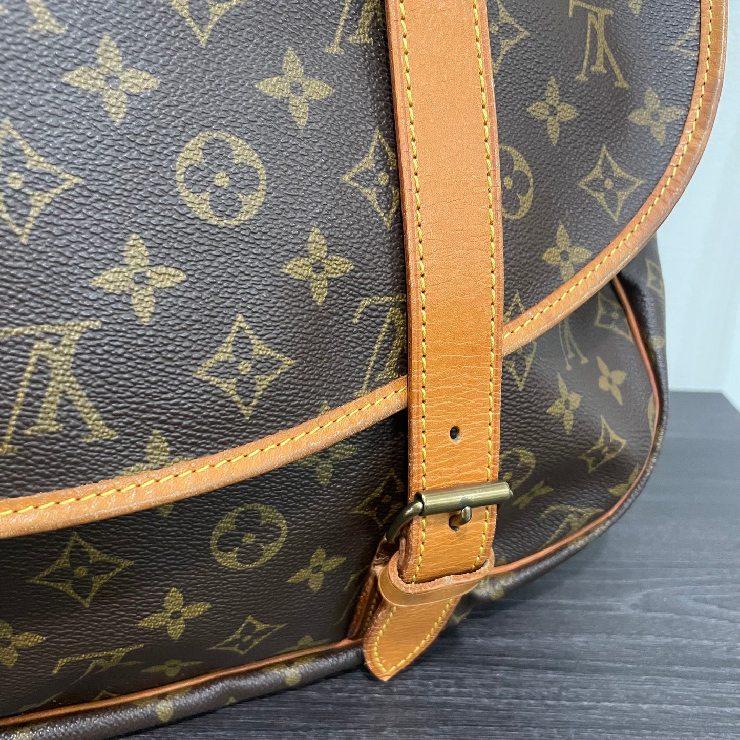 Louis Vuitton Monogram Saumur 43