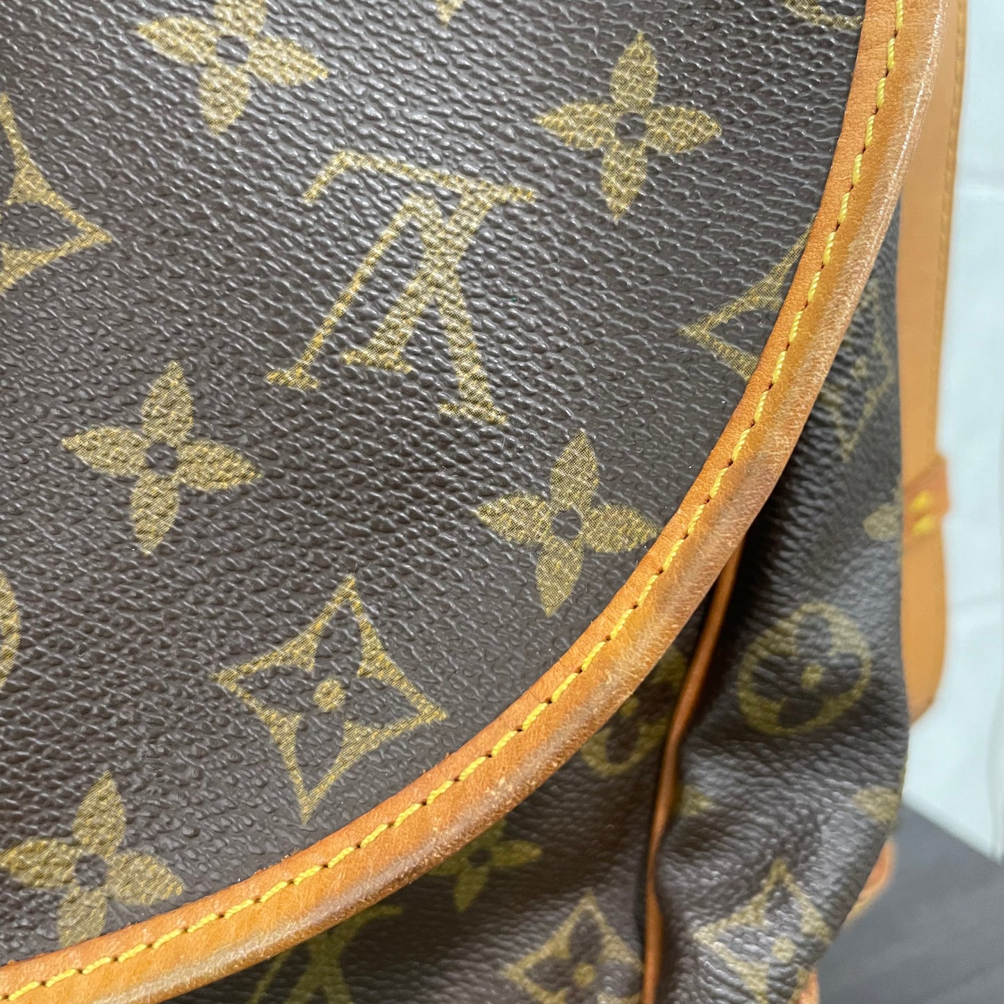 Louis Vuitton Monogram Saumur 43