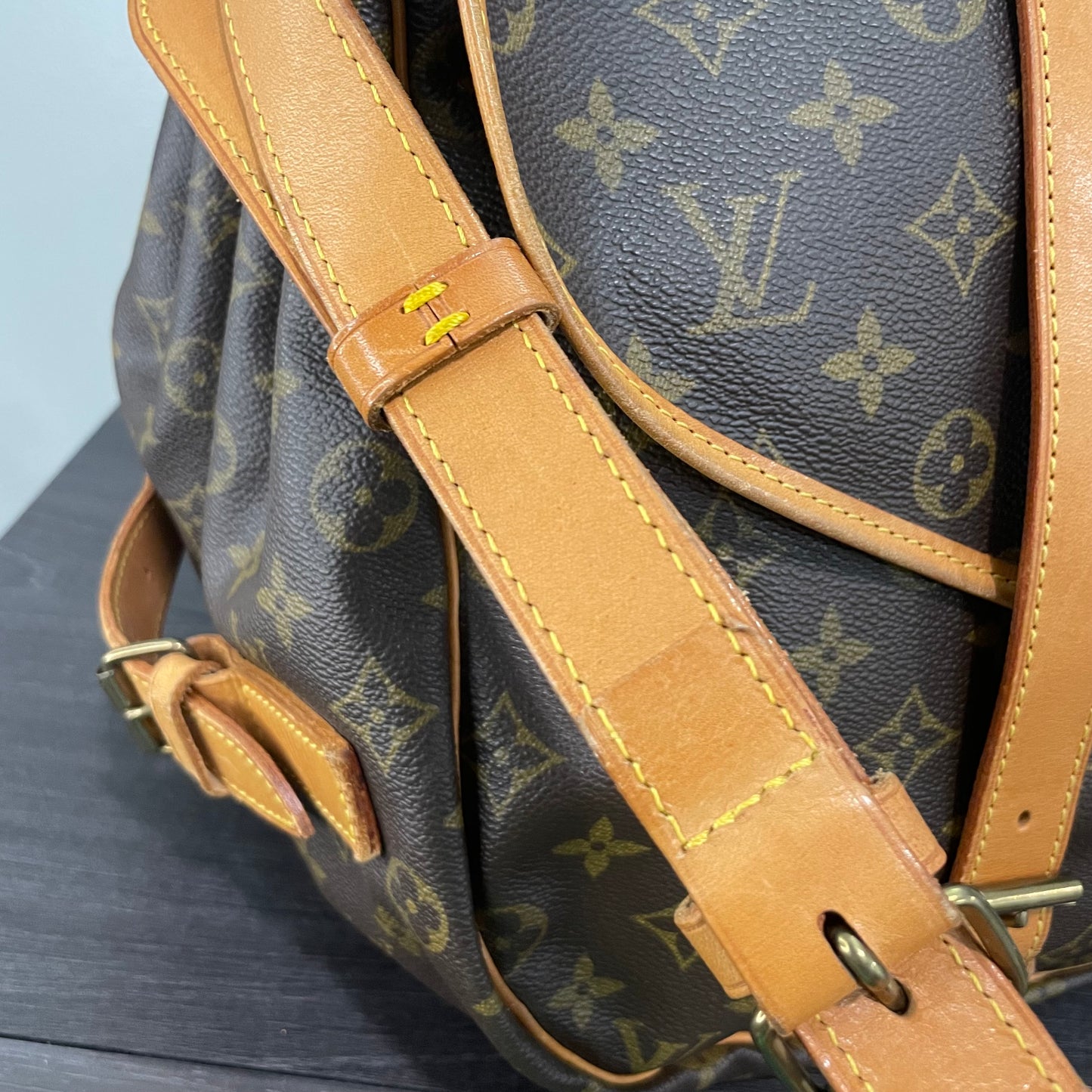 Louis Vuitton Monogram Saumur 43