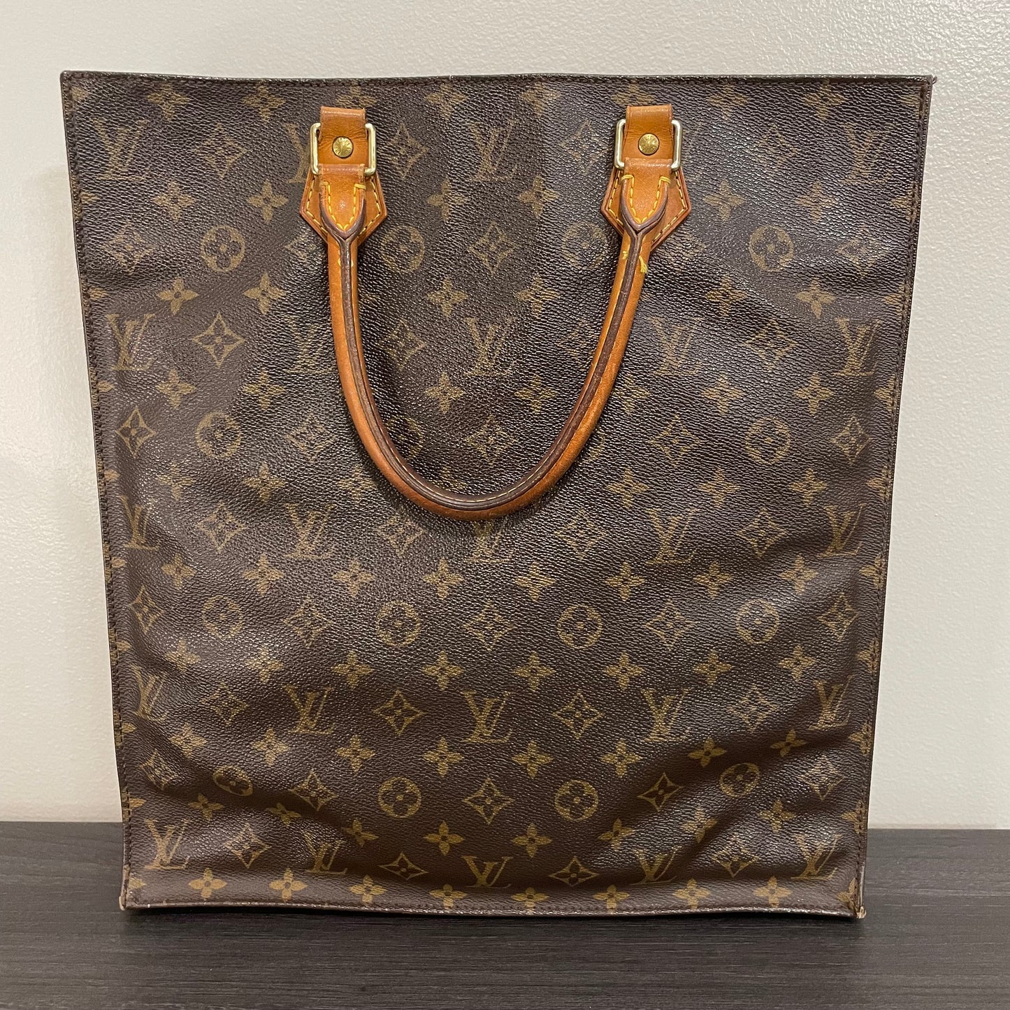 Louis Vuitton Monogram Sac Plat