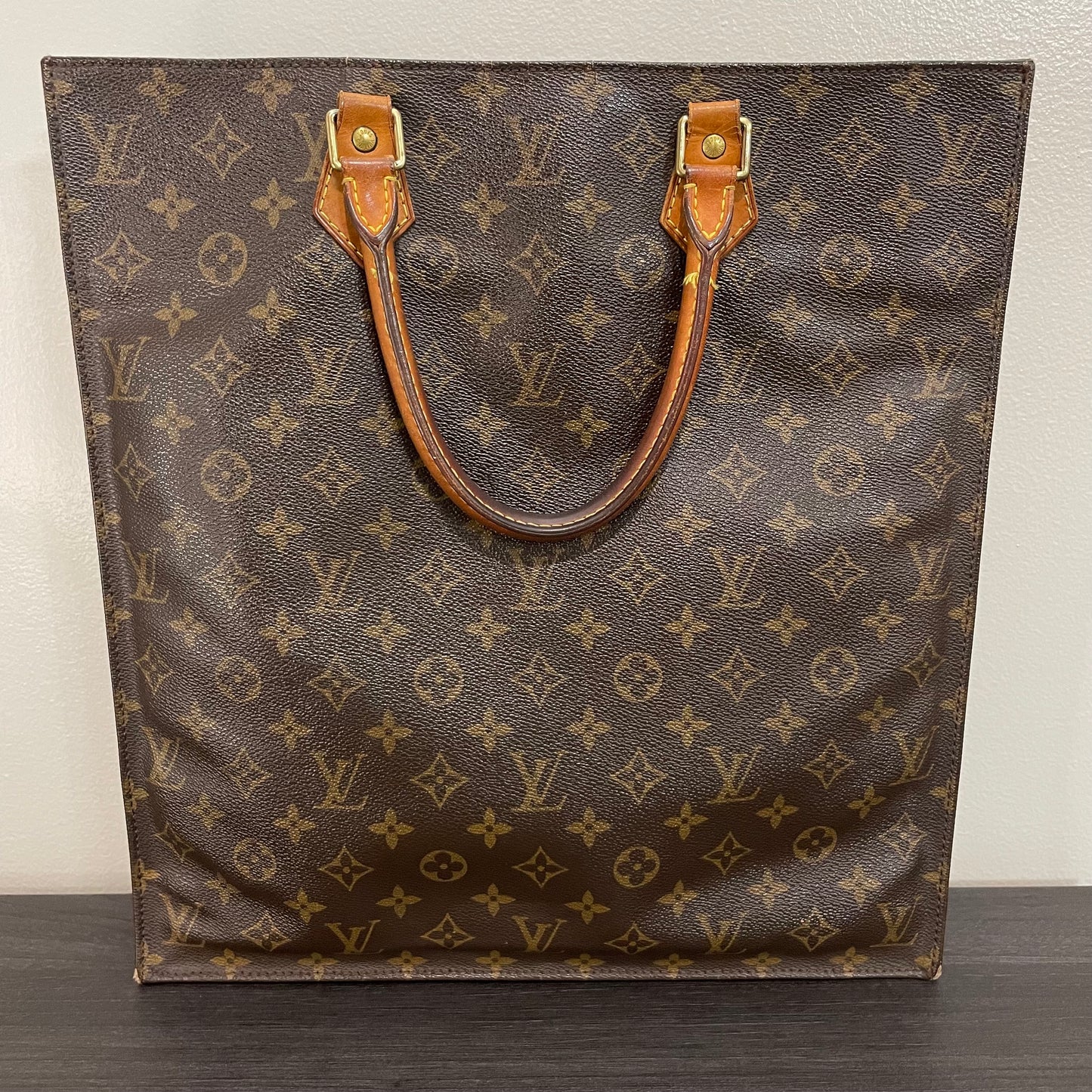 Louis Vuitton Monogram Sac Plat