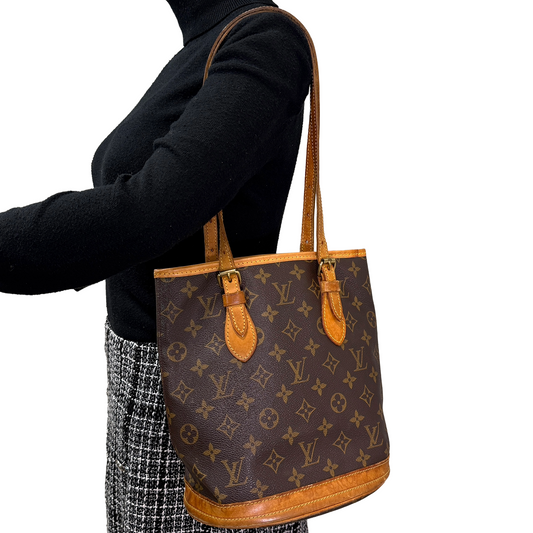 #1165 LOUIS VUITTON Monogram Bucket Tote