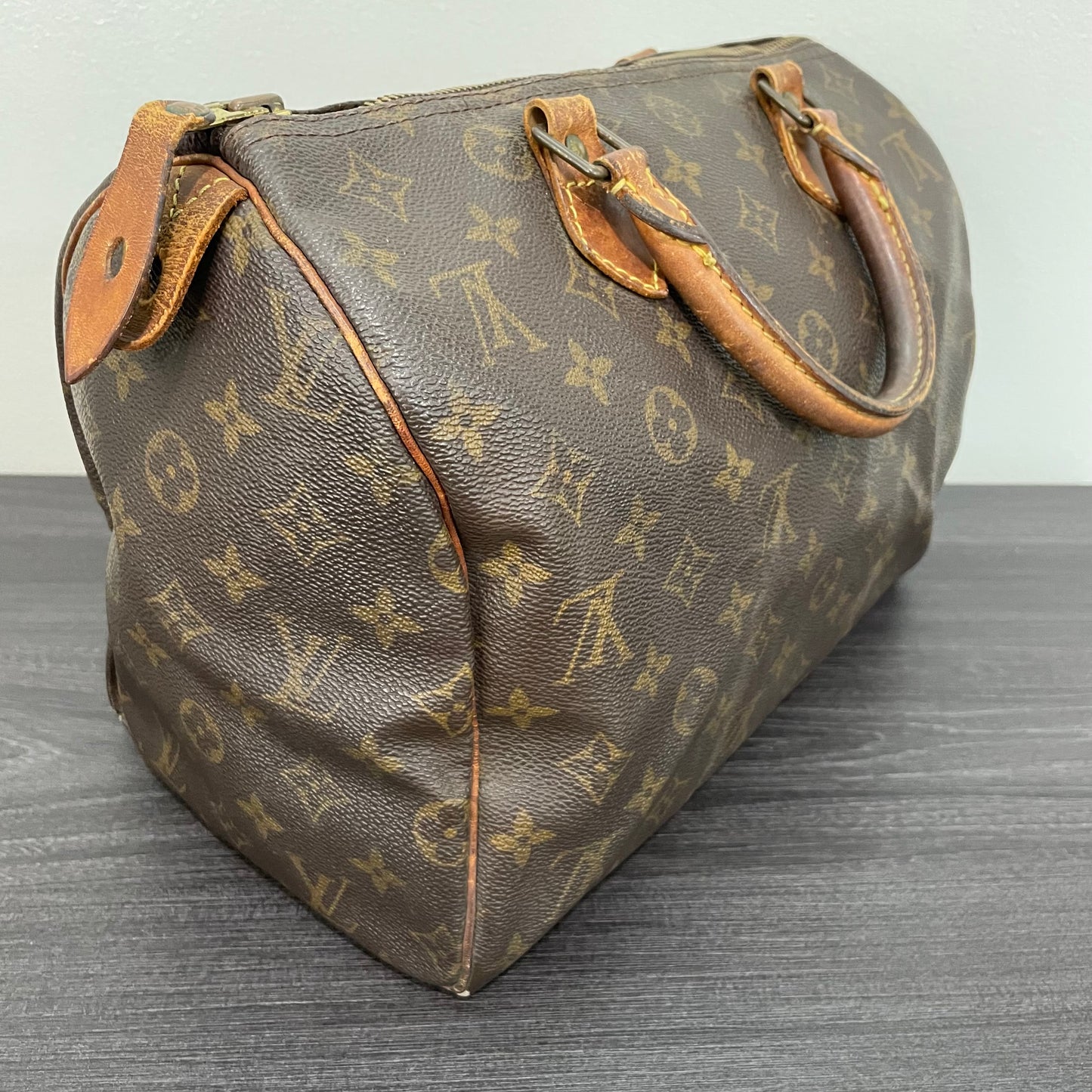 Louis Vuitton Monogram Speedy 30