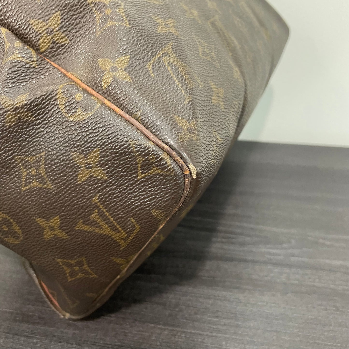 Louis Vuitton Monogram Speedy 30