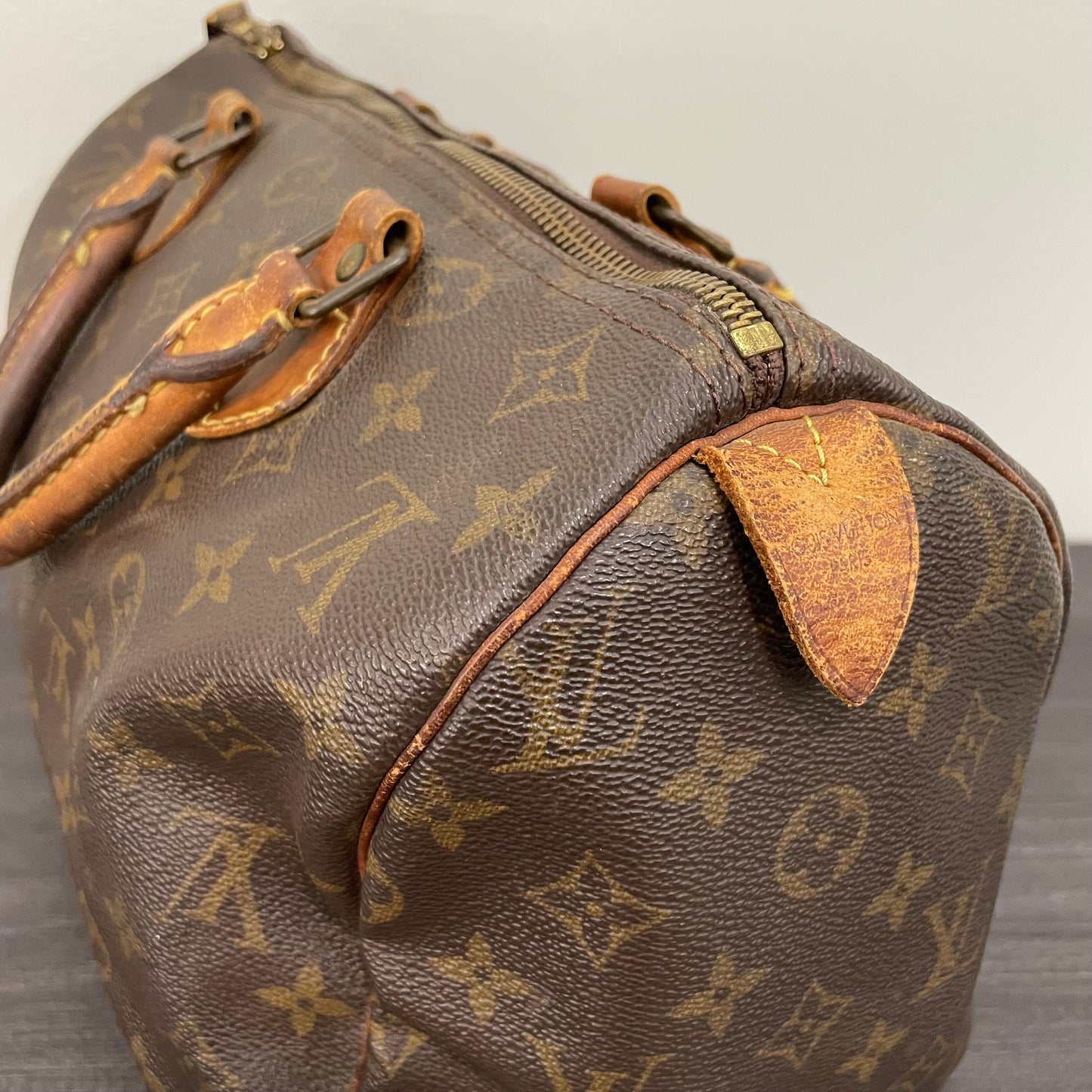 Louis Vuitton Monogram Speedy 30