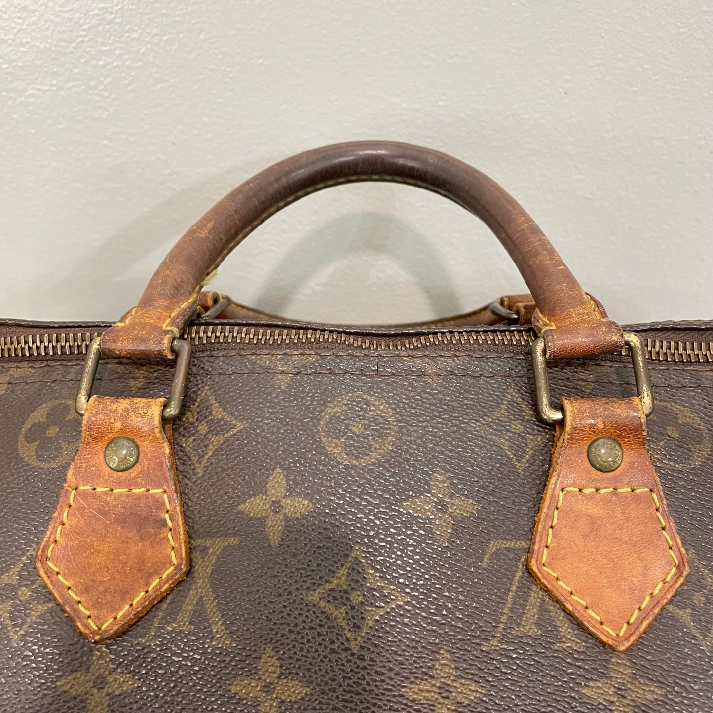 Louis Vuitton Monogram Speedy 30