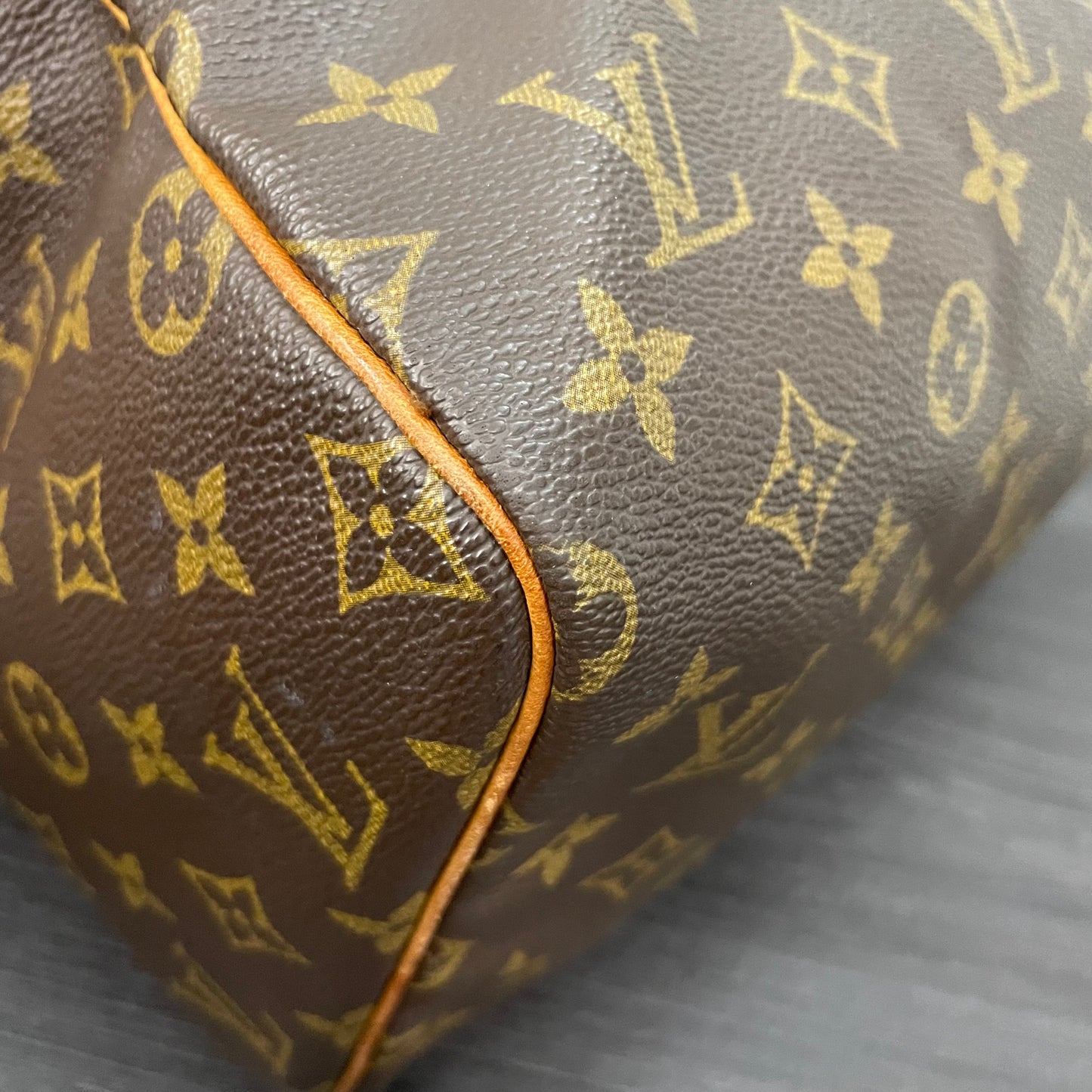 SOLD! Louis Vuitton Monogram Speedy 30