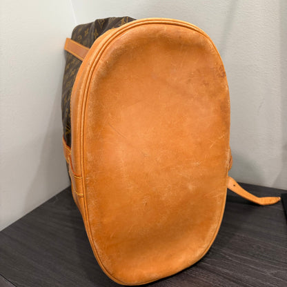 #001 LOUIS VUITTON Randonnee GM