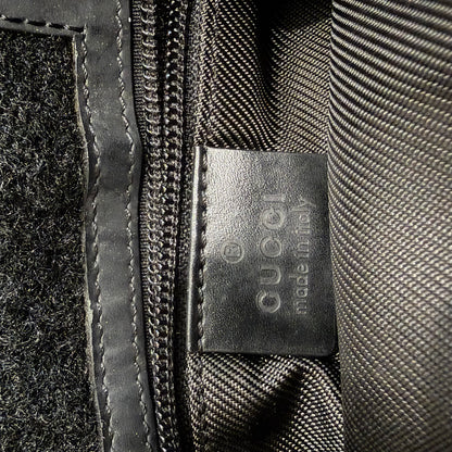 #002 GUCCI Black Messenger