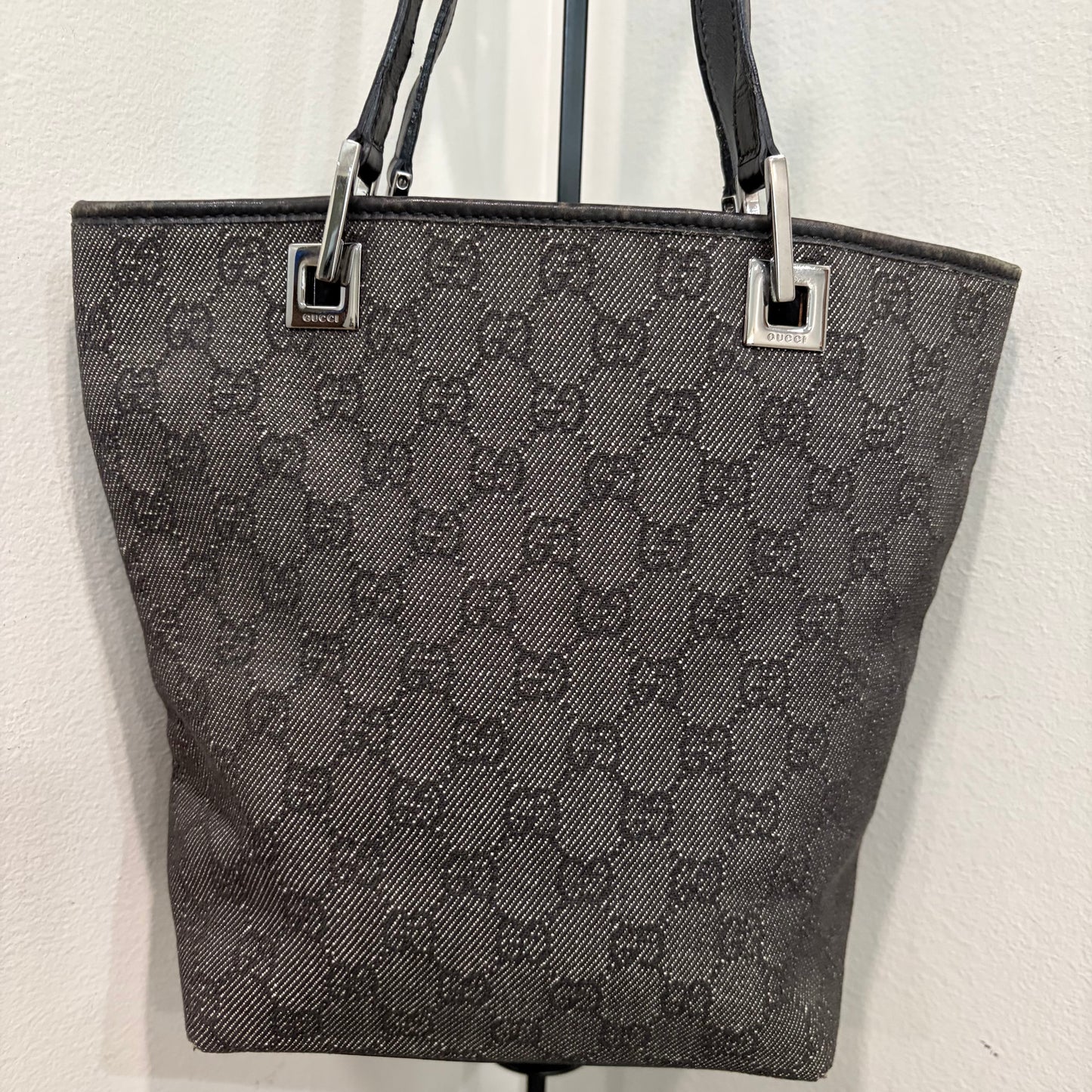 #004 GUCCI Black Canvas Bucket