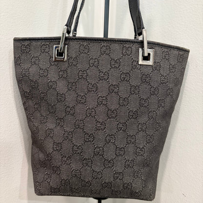 #004 GUCCI Black Canvas Bucket
